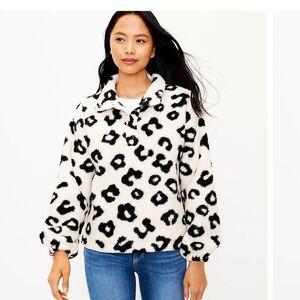 LOFT Leopard Print Sherpa Snap Collar Top Size Medium